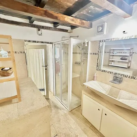 Apartamento Piazza Teatro Centro Storico Alghero